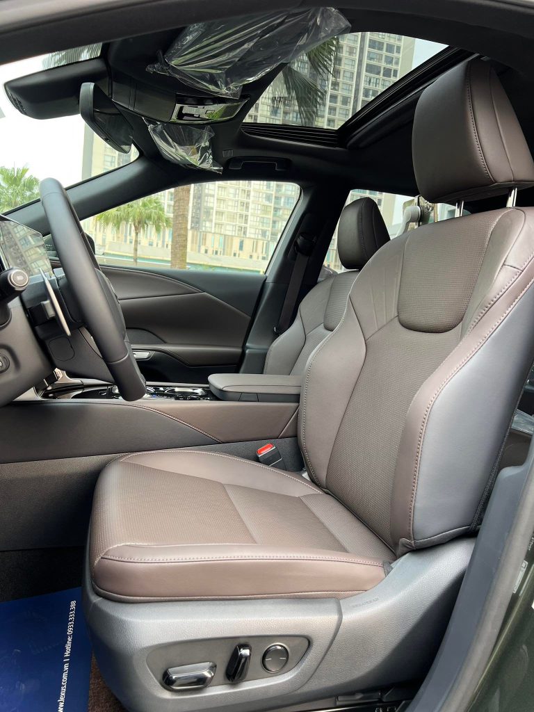 Cửa sổ trời đơn phù hợp với điều kiện khí hậu Việt Nam