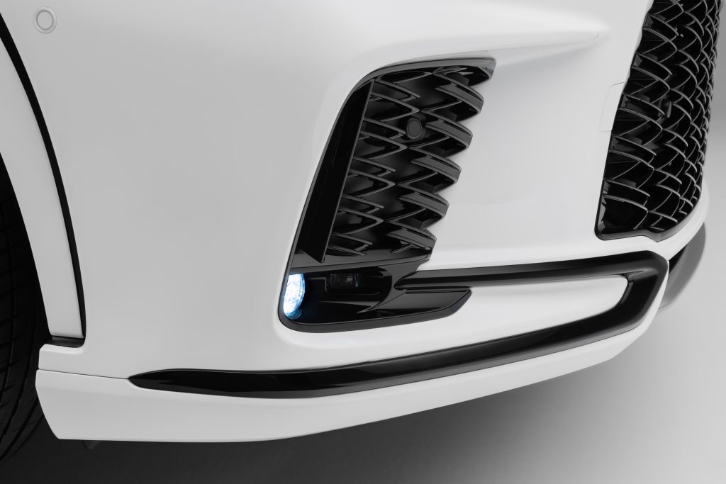 Hốc hút gió và đèn sương mù của RX500h