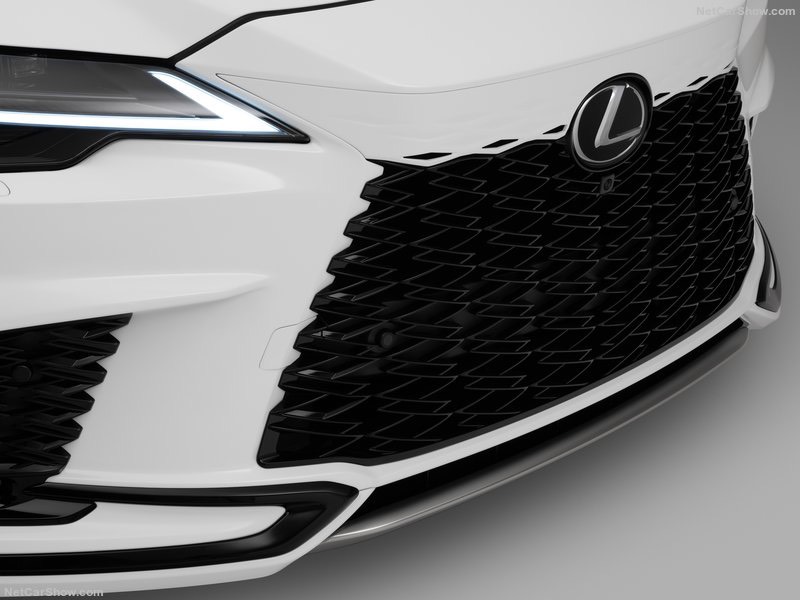 Lười tản nhiệt đặt trưng F-Sport