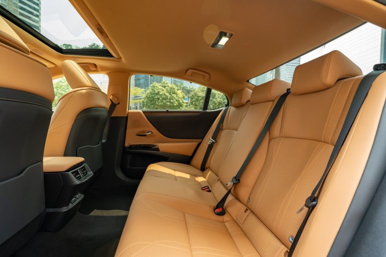 nội thất Lexus ES250 2024