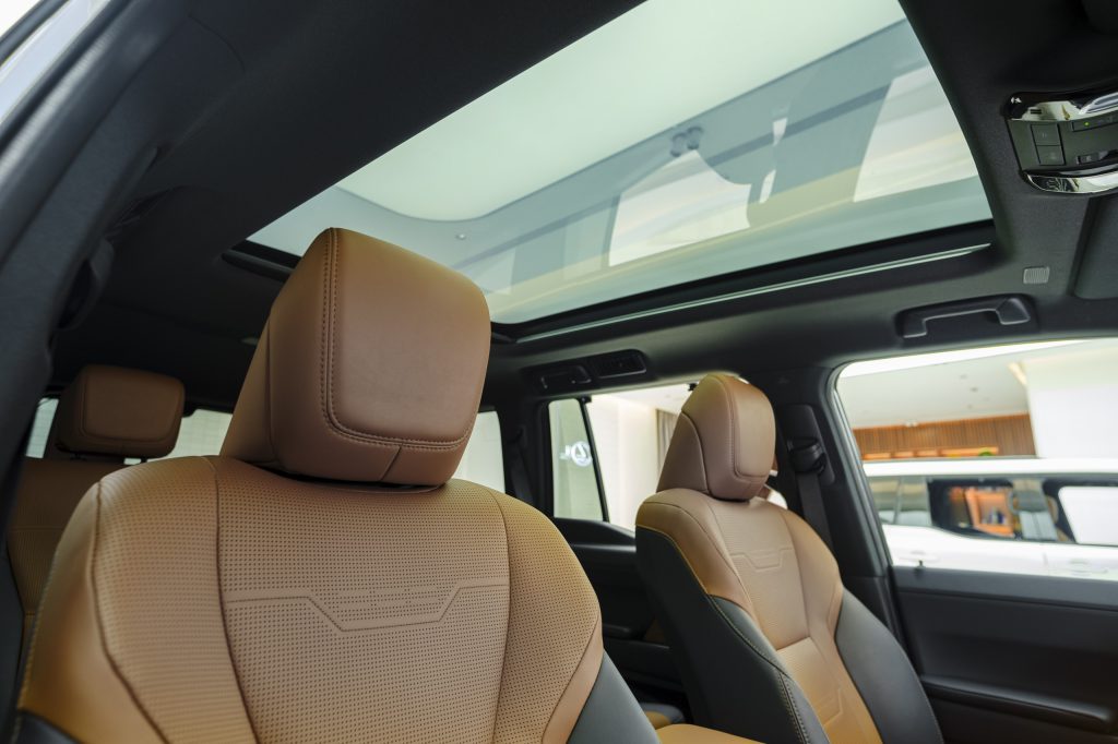 Cửa sổ trời toàn cảnh