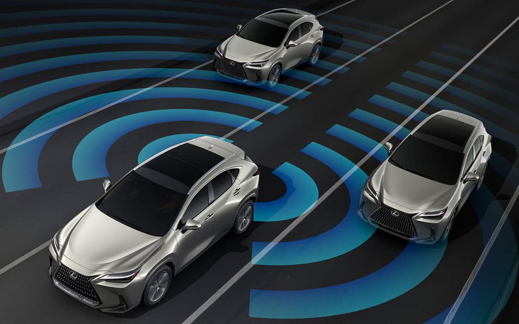 Lexus NX350h được trang bị tính năng cảnh báo điểm mù BSM